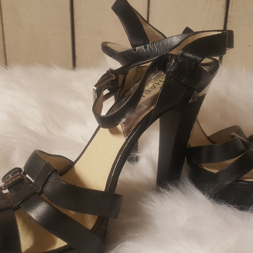 MK. SHOES